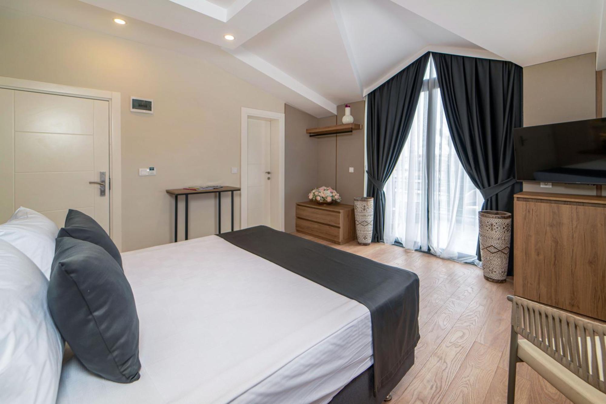 Deniz Boutique Hotel Antalya Exterior photo