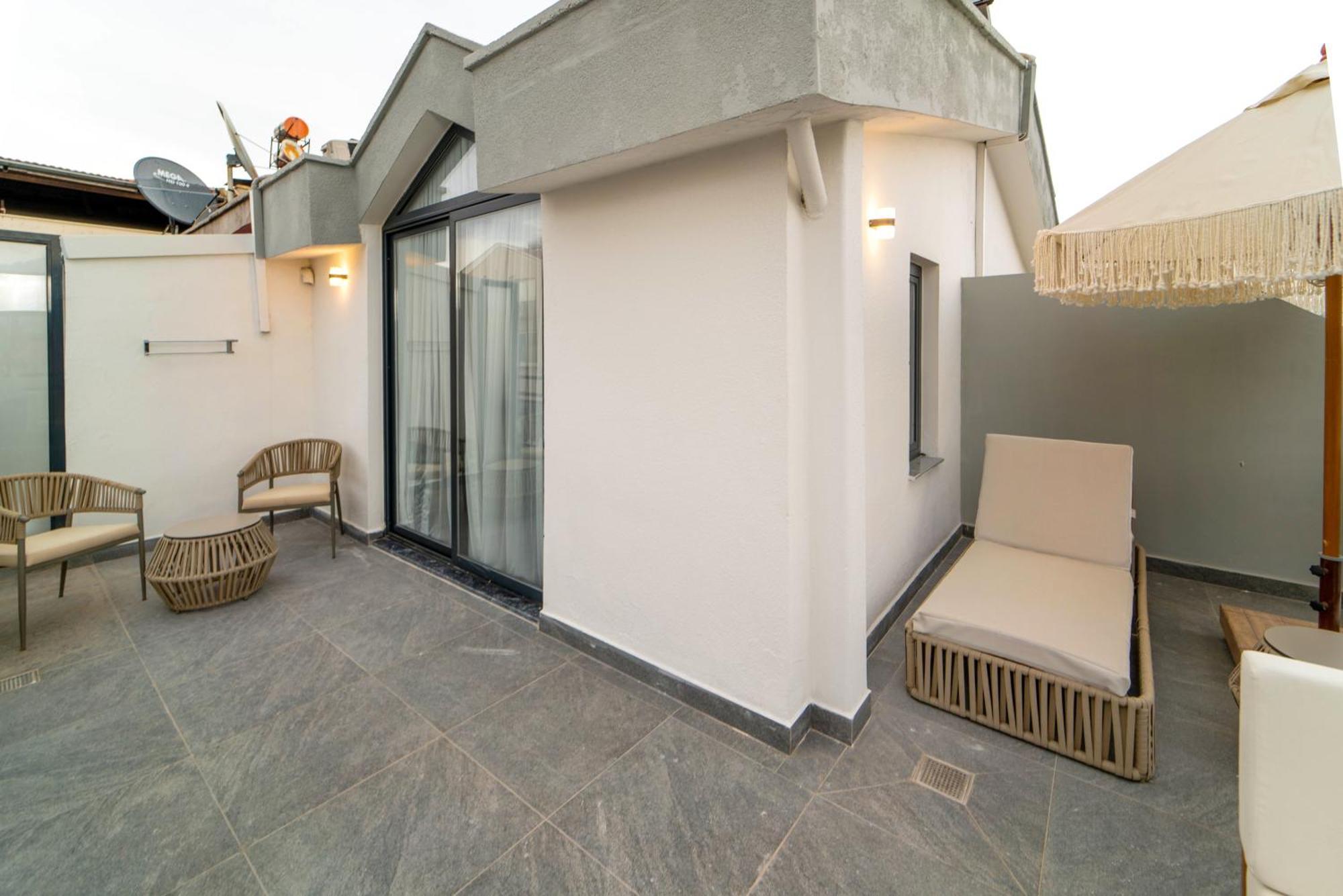 Deniz Boutique Hotel Antalya Exterior photo
